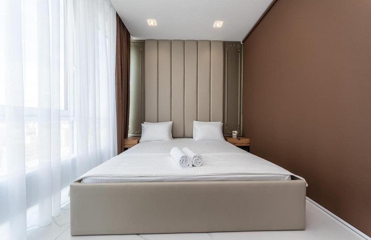 קייב Fashionable Apartments. Smartplaza Metro Minskaya. Obolon מראה חיצוני תמונה