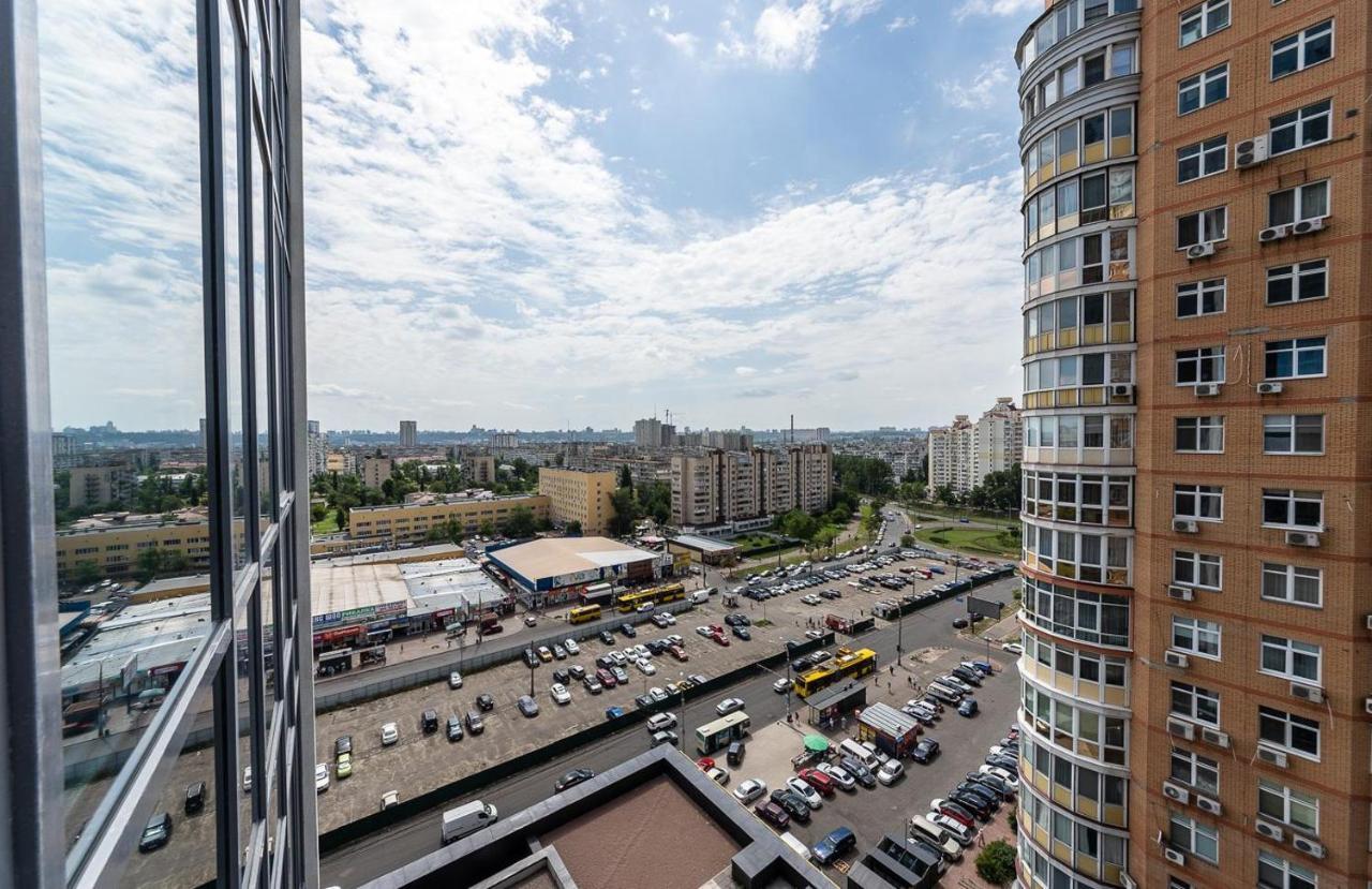 קייב Fashionable Apartments. Smartplaza Metro Minskaya. Obolon מראה חיצוני תמונה